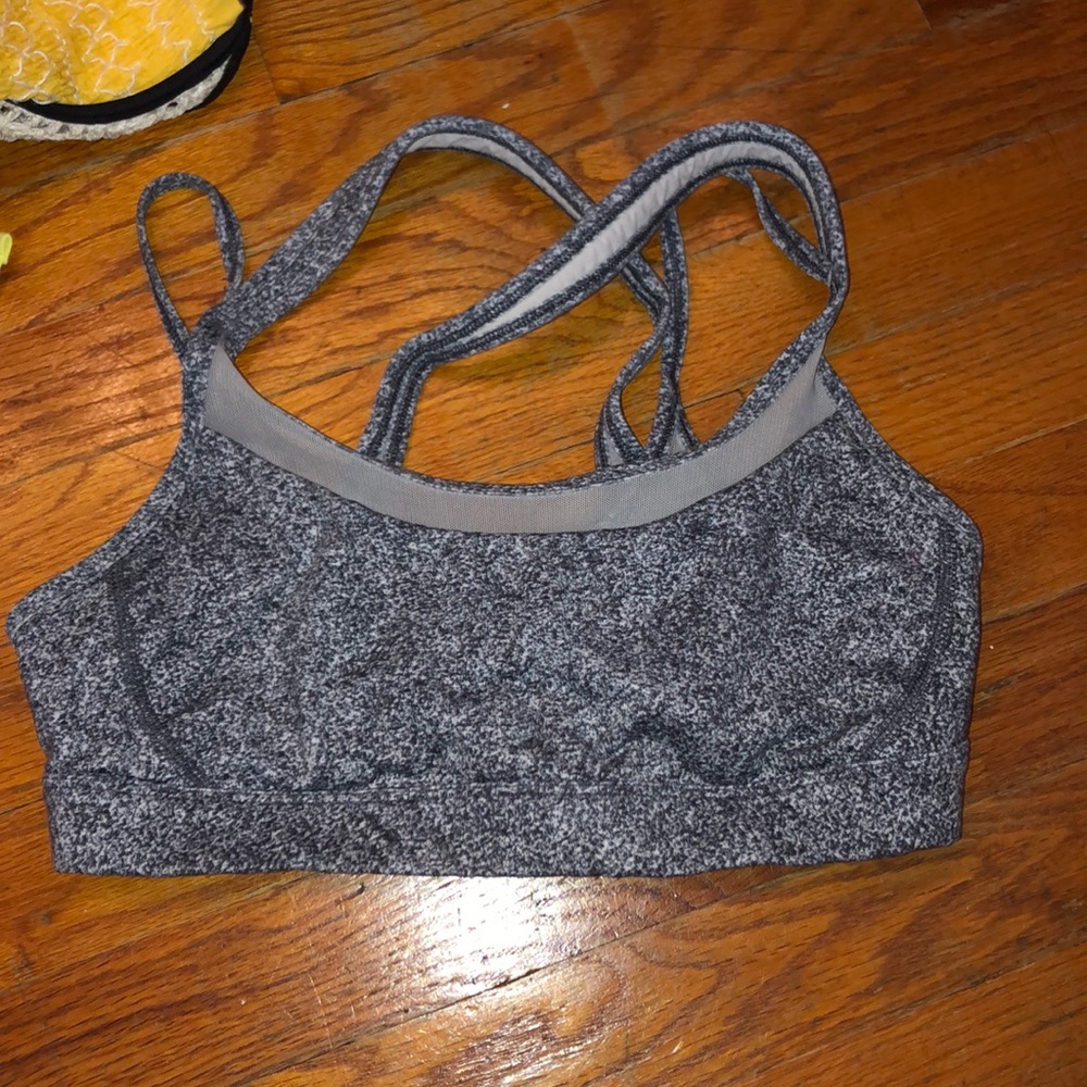 Size 8 Lululemon sports bra